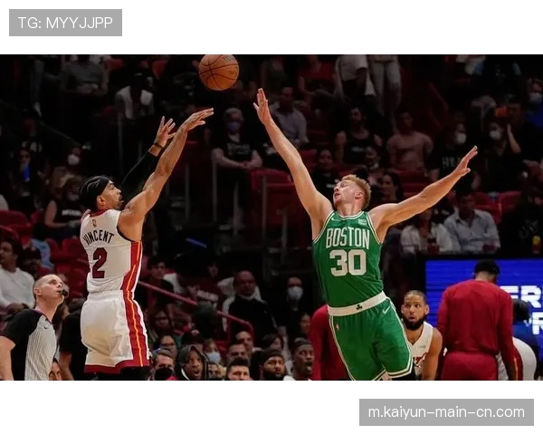 凯尔特人魔球体系空间拉扯,豪瑟谢尔曼外线火力压制骑士 凯尔特人魔球体系空间拉扯,豪瑟谢尔曼外线火力压制骑士